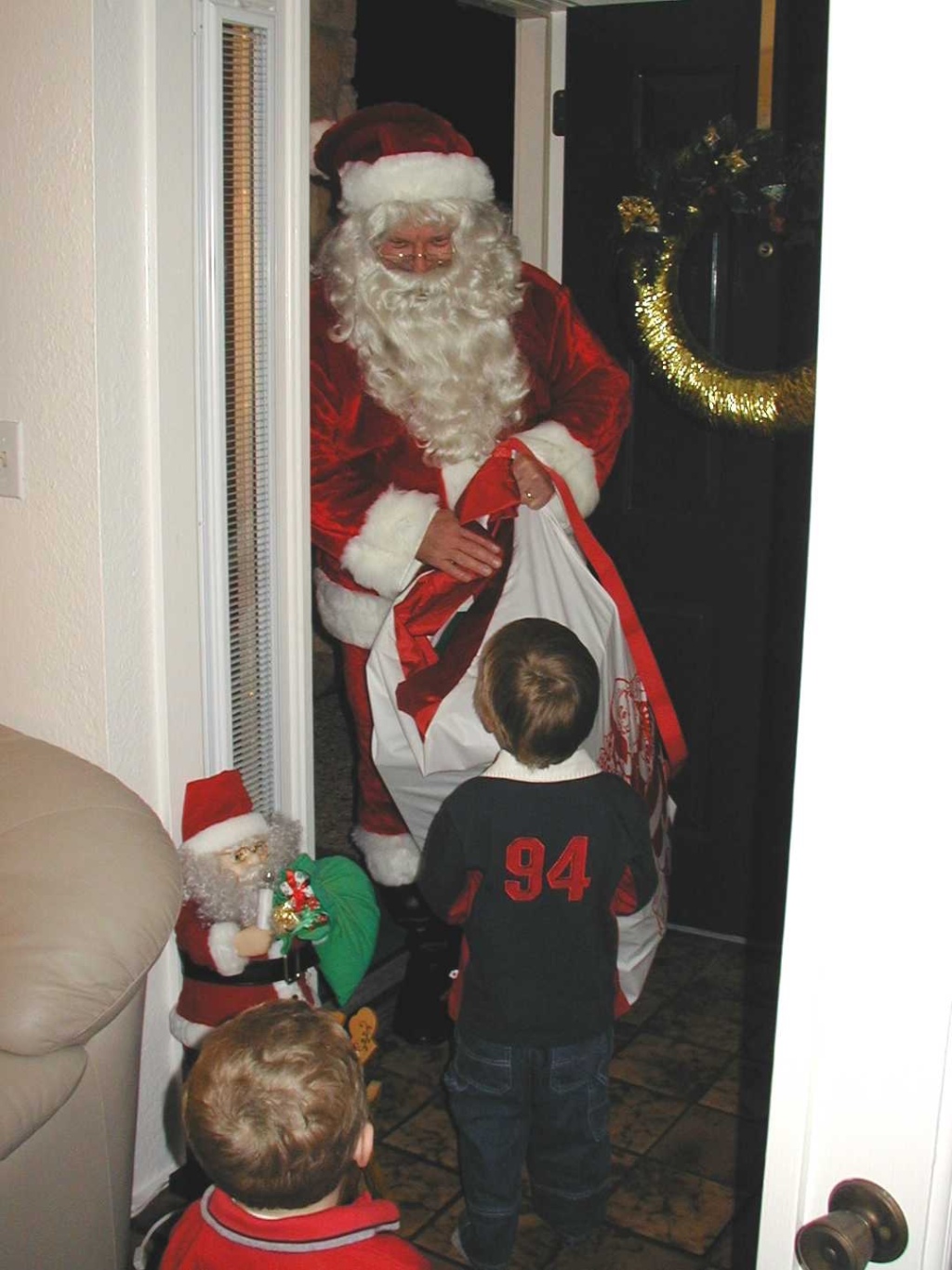 Hildebrand Christmas ScreenSaver/1024x768_2002-12-24 Christmas Eve 13.jpg
